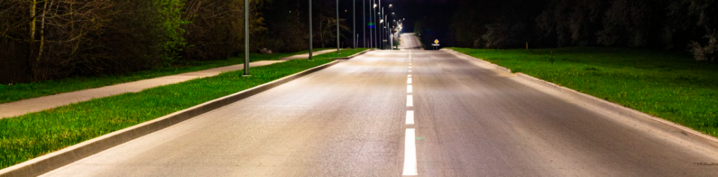 2024 04 03 20 10 05 An Empty Street At Night With Street Lights Photo – Free Law Image On Unsplash
