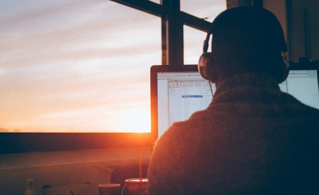 Simon Abrams K T9zj3se8k Unsplash